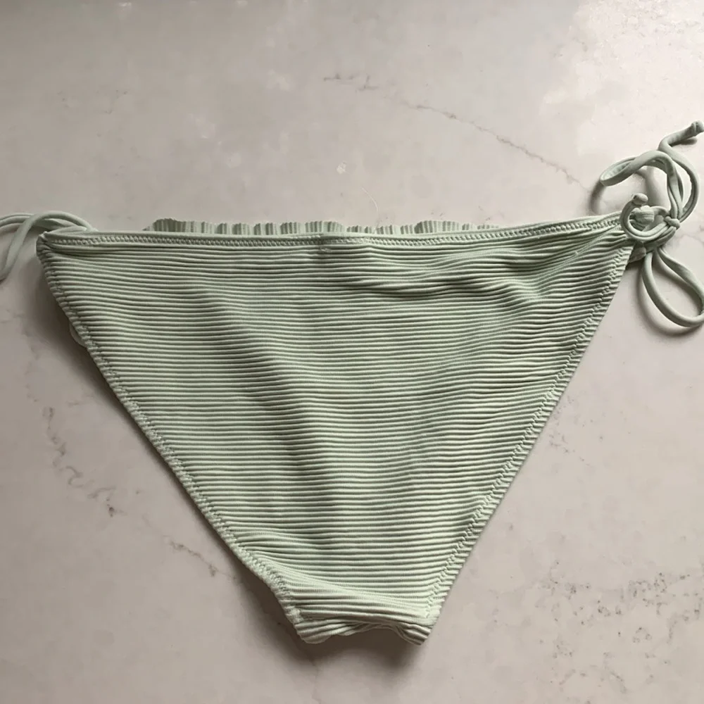 Topshop string Bikini Bottom NWOT - Picture 4 of 5